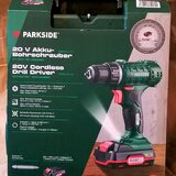 Bormasina Parkside 20V 2A,acumulator,incarcator,accesorii,noua,sigilata!